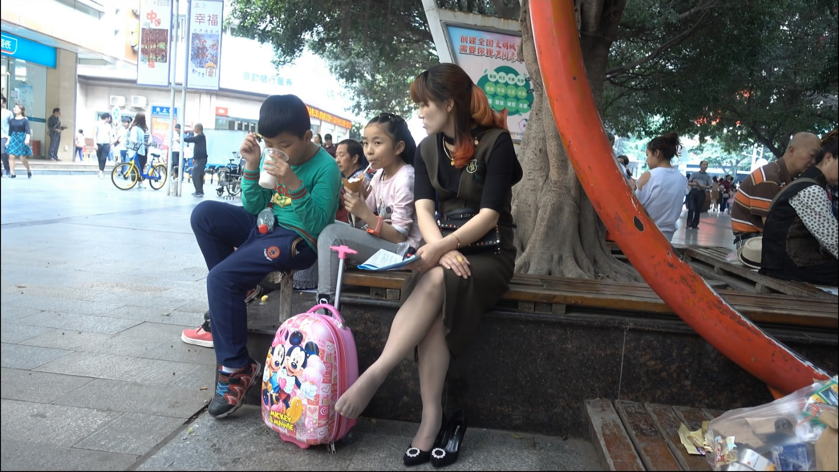 streetsnapnylon[00 00 47][20181205 222938 5]